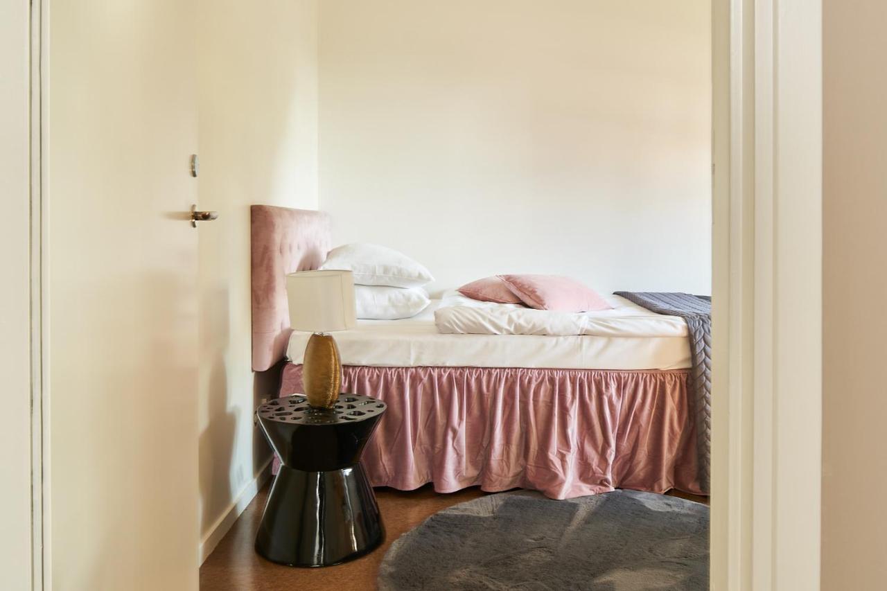 Folkarbo Vandrarhem Avesta Extérieur photo